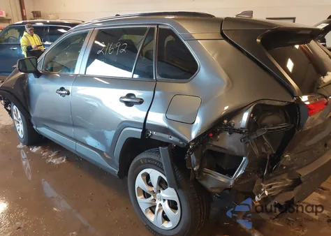 2021 Toyota Rav4 Le z USA, uszkodzony, nr VIN 2T3F1RFV6MC172499